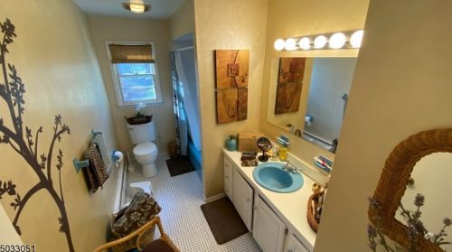 3 3rd St, Roxbury Township NJ  07836-1615 exterior