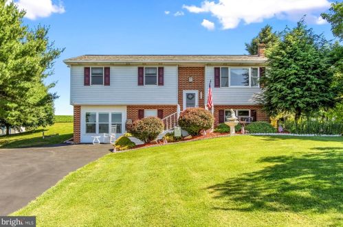 452 End Rd, Centre, PA 19541-8736
