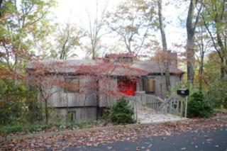 319 Hillcrest Cir, Spruce Pine NC  28777-2958 exterior