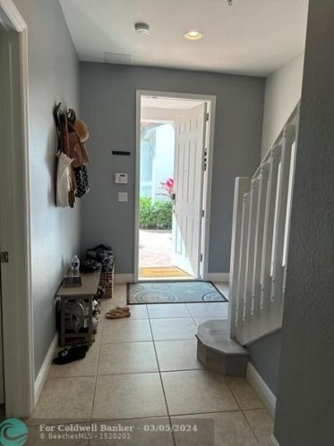2854 119th Ave, Hollywood, FL 33025-7833