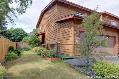 8070 Fairwood Cir, Anchorage, AK 99518-2916