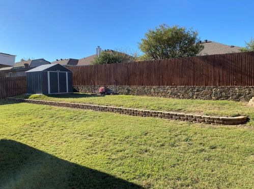 641 Creekview Dr, Burleson TX  76028-4445 exterior