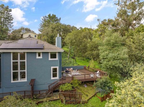 2990 Frye St, Oakland CA  94602-3545 exterior