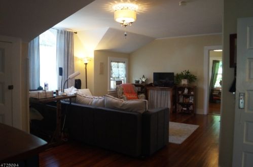 74 Mountain Ave, Montclair NJ  07042-1733 exterior
