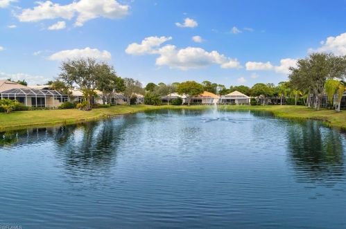 445 Chartwell Pl, Naples, FL 34110-7040