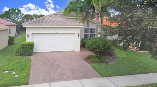 15728 Crystal Waters Dr, Wimauma, FL 33598-4017