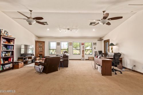 35825 17th Ave, Phoenix AZ  85086-7251 exterior