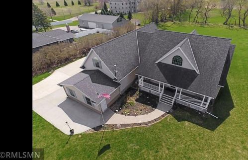 1214 Willmar Ave, Willmar, MN 56201-3071