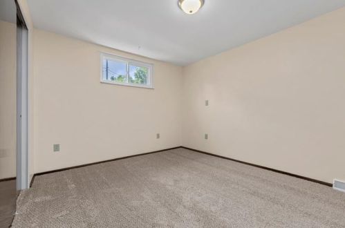 1547 Berkshire Ave, Pittsburgh PA  15226-2475 exterior