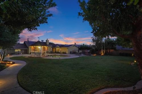 3367 Weatherford Ct, Simi Valley CA  93063-1328 exterior