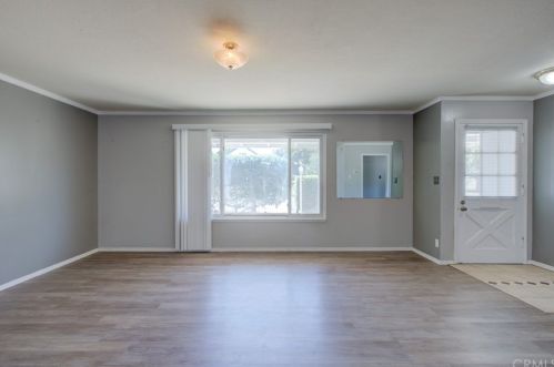 3001 Riverside Dr, Riverbank, CA 95367-2036