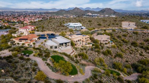 13218 17th Pl, Phoenix AZ  85022-5069 exterior