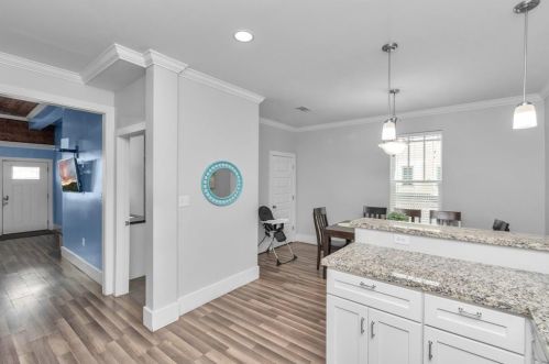 2223 33 St, Galveston TX 77550-7505 exterior