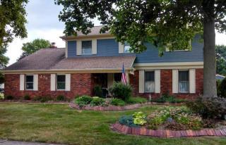 176 Spring Hollow Ln, Westerville, OH 43081-1132