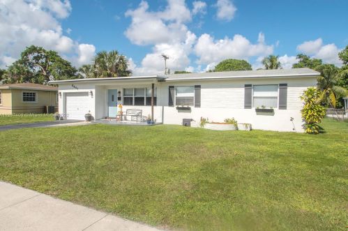 6651 25th St, Hollywood, FL 33023-2738