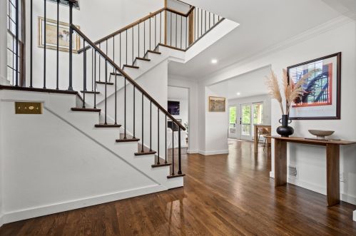 1574 Tiffany Dr, Pittsburgh, PA 15241-3232