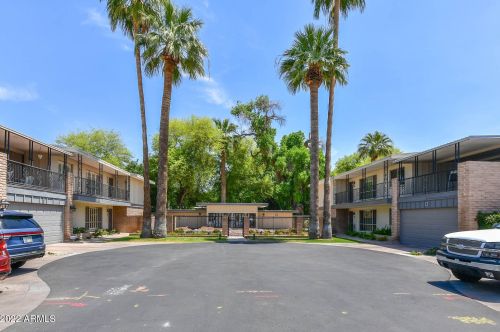 6125 Central Ave, Phoenix AZ 85012-1280 exterior