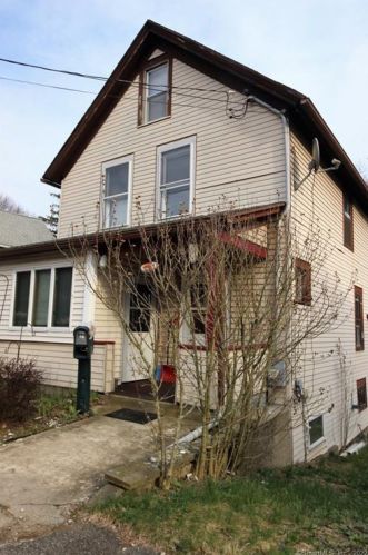 16 Burtville Ave, Derby, CT 06418-2103