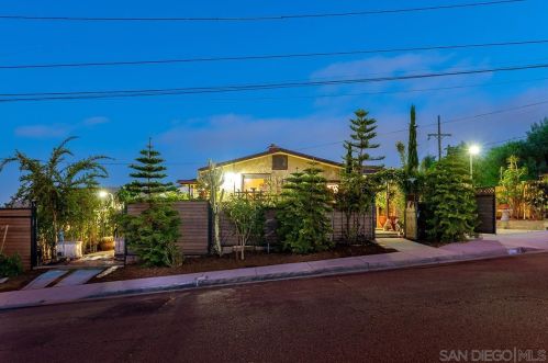 1022 21st St, National City, CA 91950-5905