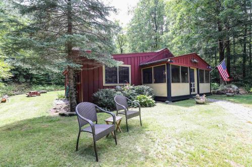 756 Bog Rd, Hillsboro NH  03244-4449 exterior