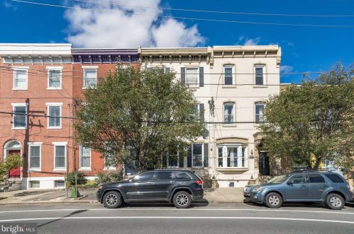 1613 Fairmount Ave, Philadelphia PA  19130-2832 exterior