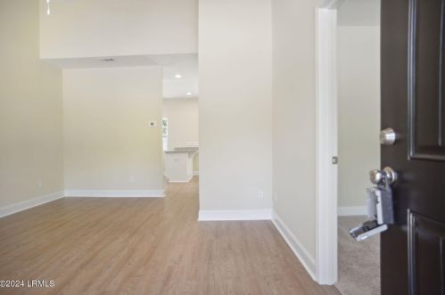 236 Admiration Ave, Beaufort, SC 29906-2400