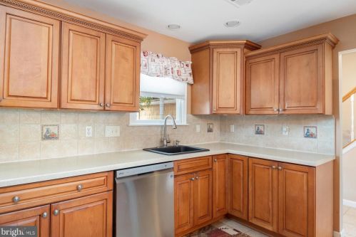 106 Moorage Ave, Berkeley Township NJ  08721-1879 exterior