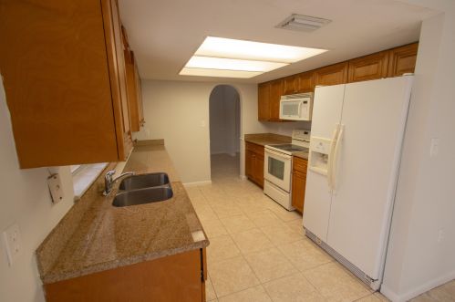 3441 Southern Pne Dr, Fort Pierce FL 34982-6542 exterior