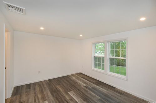 111 9th Ave, Holtsville NY  11742-2336 exterior