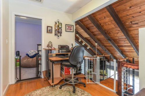 606 Route 81, Deep River CT  06419-1126 exterior