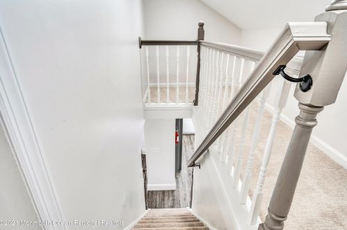 226 Davis Ave, Lacey NJ  08731-3519 exterior