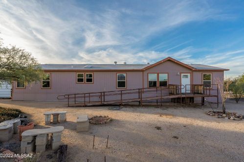 6520 Calvin Rd, Tucson, AZ 85743-7962
