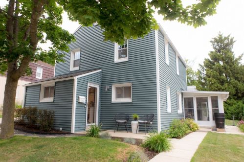 5716 Clover Ln, Greendale, WI 53129-2453