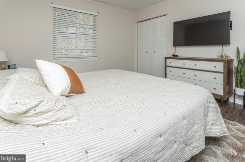 104 Ardwick Ter, Lansdale PA 19446-4925 exterior