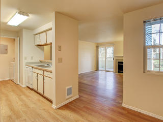 19928 Bothell Everett Hwy, Bothell WA  98012-7144 exterior