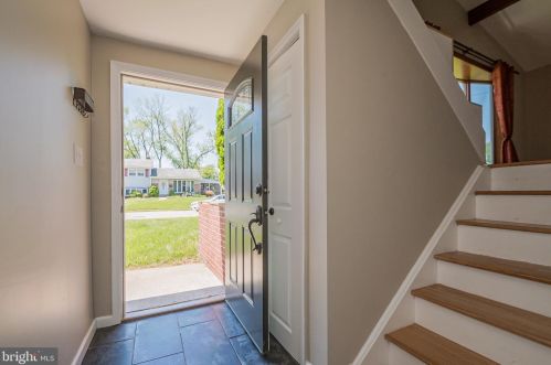 2405 Nicholby Dr, Wilmington, DE 19808-4236