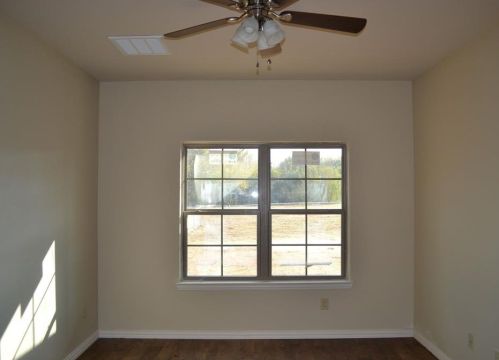 700 Bullock St, Denison TX  75020-6907 exterior