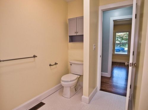 39 Cala Ave, Tiverton RI  02878-3214 exterior