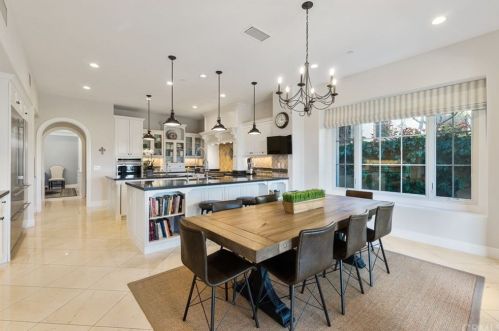 14 Morning Lgt, Newport Beach CA  92657-1654 exterior