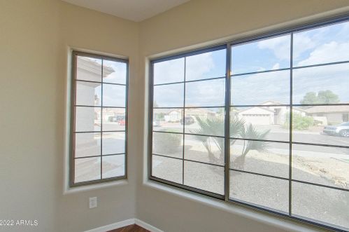 5763 Seldon Ln, Glendale AZ 85302-5417 exterior