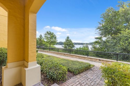 1176 Charming St, Maitland, FL 32751-4263