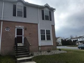 142 Tory Cir, West Enola PA  17025-2666 exterior