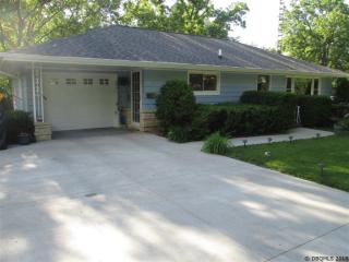 725 Laurel St, Dubuque, IA 52003-7939