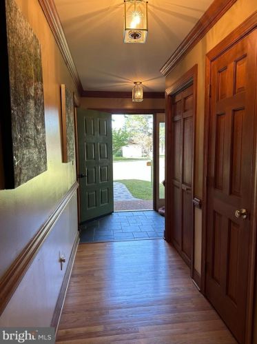1113 Dillard St, Tappahannock, VA 22560-9301