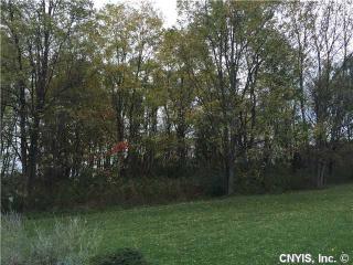 4709 Rustic Ln, Manlius, NY 13104-9601