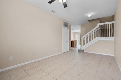 1709 Umbria St, Fort Pierce FL  34953-4667 exterior