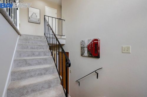16651 Kildare Rd, San Leandro CA  94578-1215 exterior