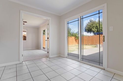 2321 Jeanine Dr, Modesto CA  95355-4064 exterior