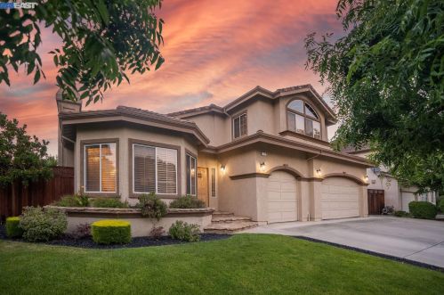 1141 Riesling Cir, Livermore, CA 94550-5704