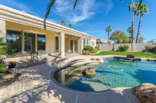 9445 Shangri La Rd, Scottsdale, AZ 85260-6143